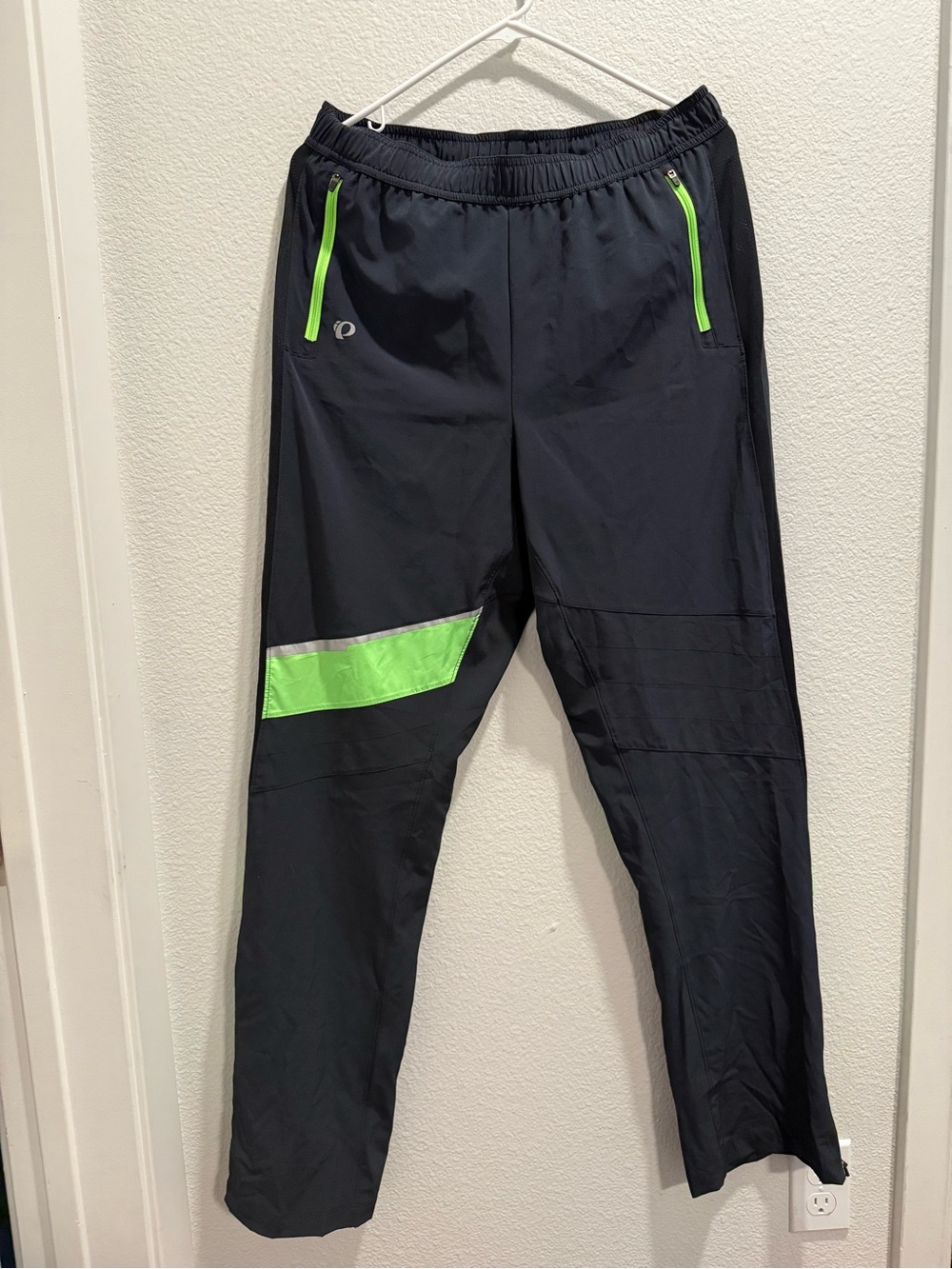 Pearl Izumi Men’s Black Joggers with Lime Accents